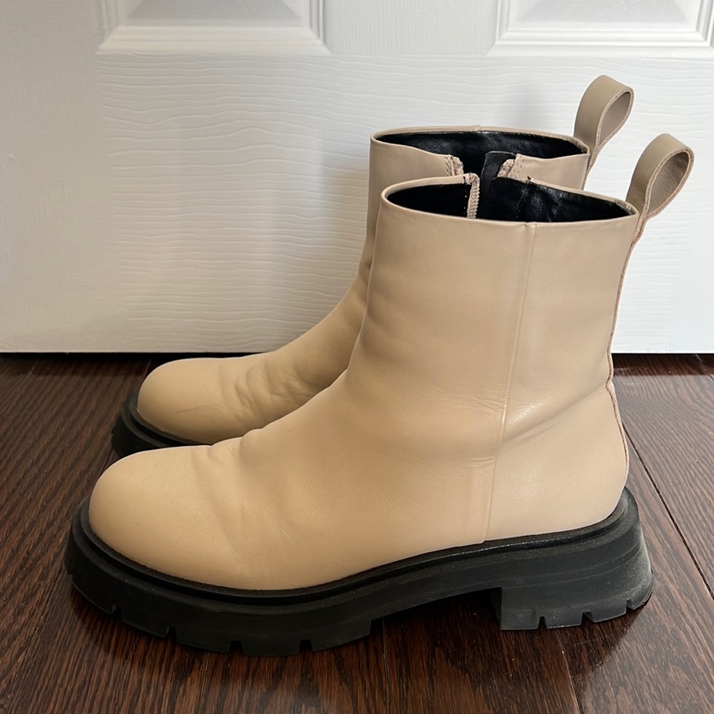 ZARA Lug Sole Boots - Beige and Black - Size 39/38.5